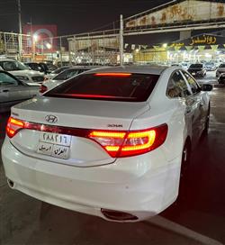 هیوندای ازێرا